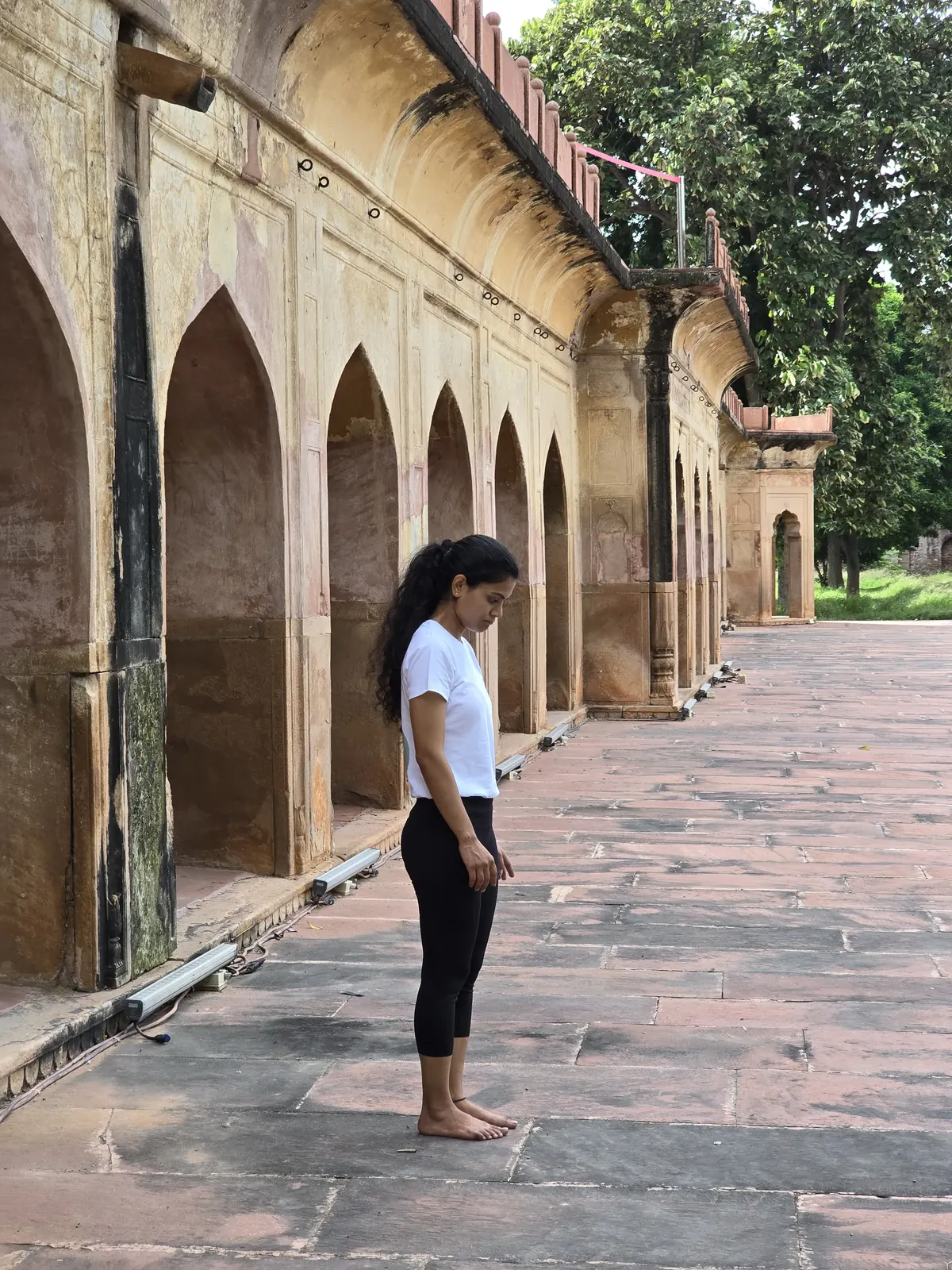 Sakshi in a grounding posture